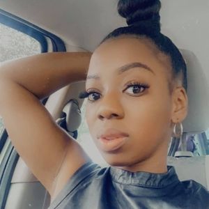 Meet your Posher, Brittany bella